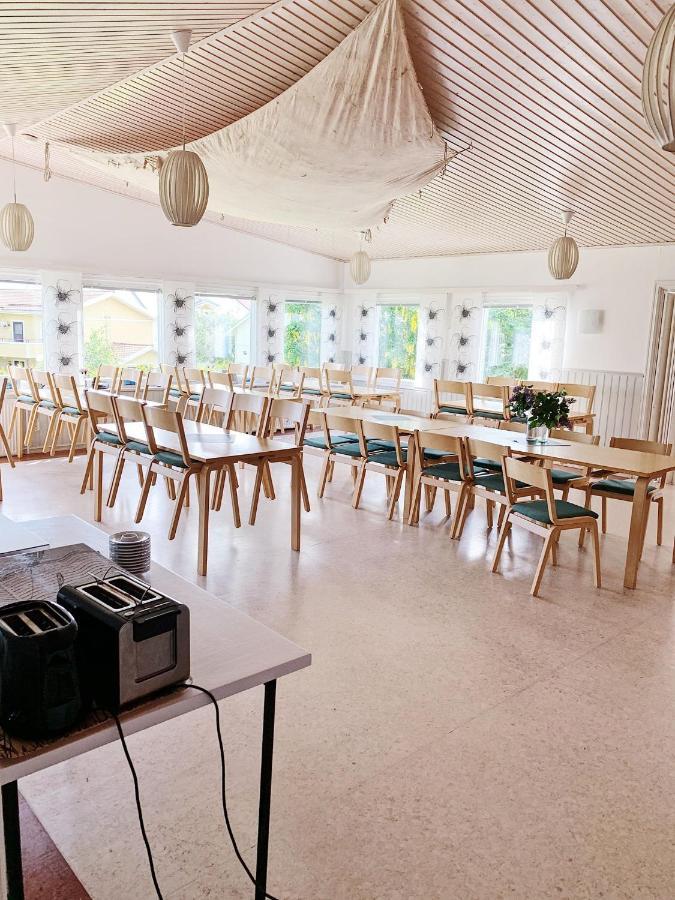 Oevernaesgarden Gaesthem Mariehamn Exterior foto