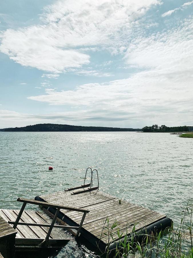 Oevernaesgarden Gaesthem Mariehamn Exterior foto